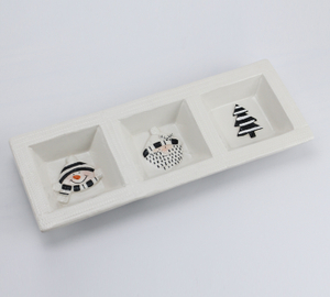 Embossed Christmas Three Grid Snack Plate