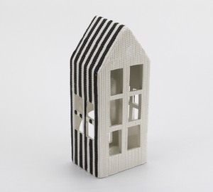 Black and white embossed small house shape candle holder-3