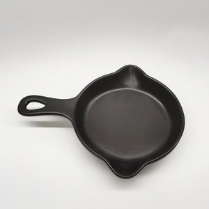 Baking tray with handle