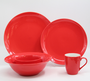 Red glaze 16-piece Tableware