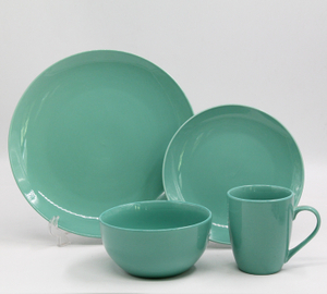 Green glaze 16-piece Tableware