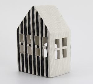 Black and white embossed small house shape candle holder-1