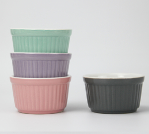 5 Oz Porcelain Souffle Dish Ramekins for Creme Brulee Pudding Oven Safe, Colorful,4pcs